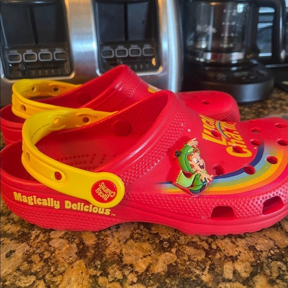 Magically Delicious Lucky Charms Crocs - Picture 2 of 11